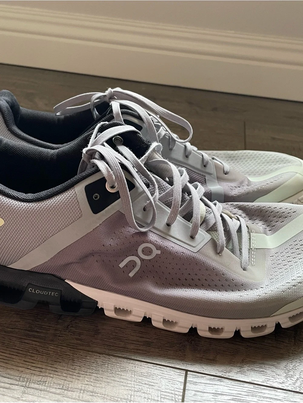 On Running Men’s Cloudsurfer Running Shoes in Light Gray and White